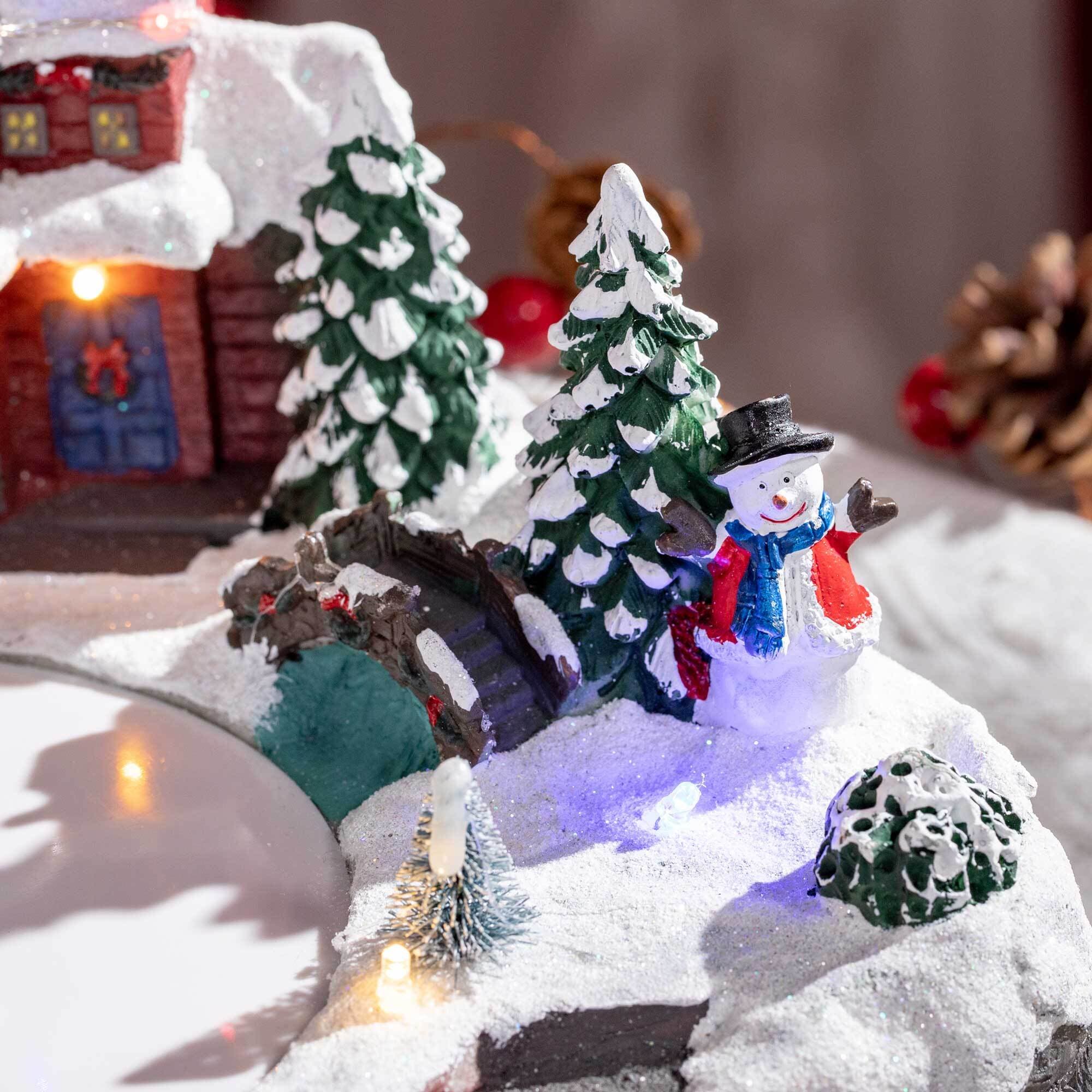 HOMCOM Weihnachtsdorf mit LED-Beleuchtung bunt 30L x 24,5B x 23H cm