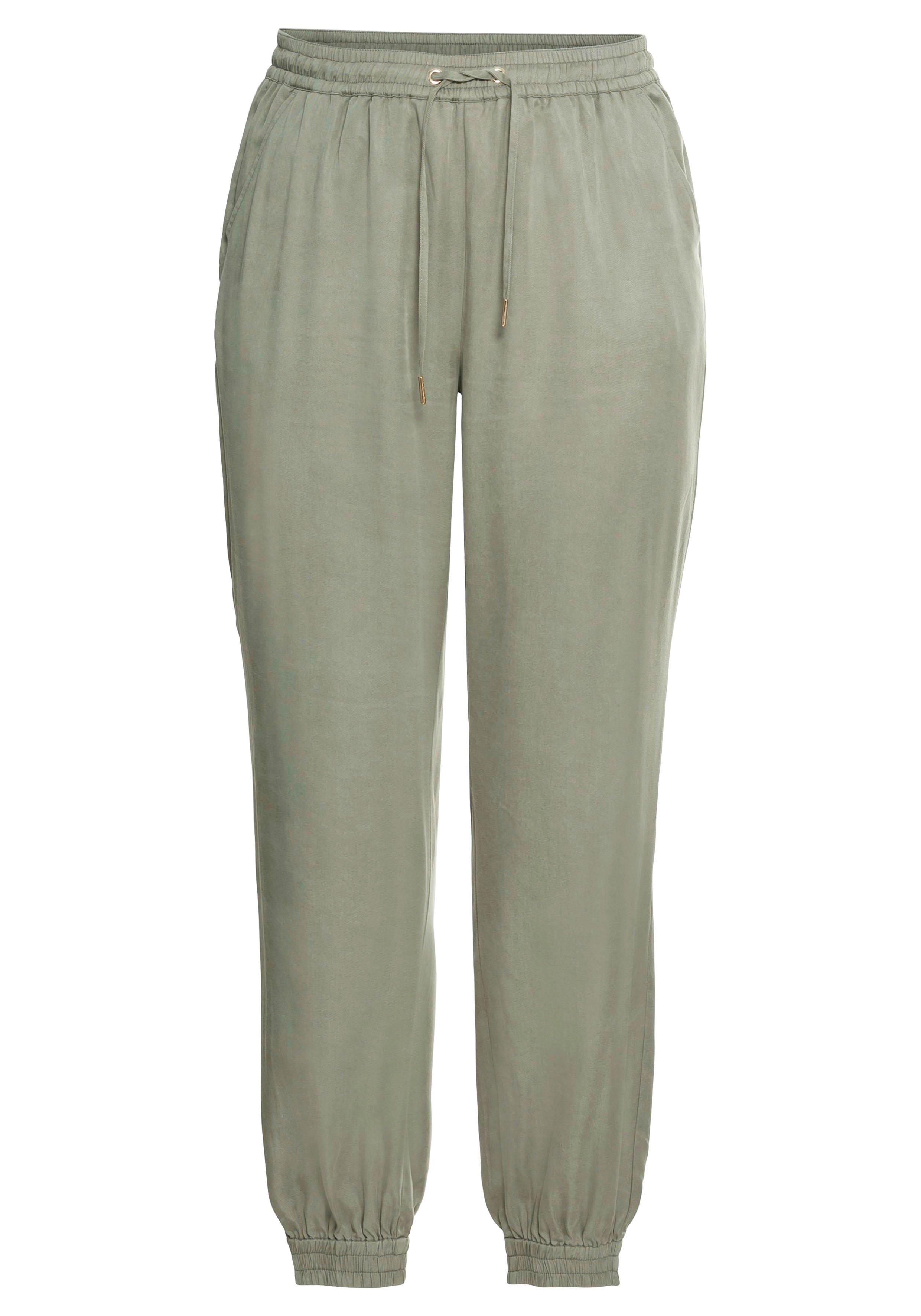 Joggpants mit goldfarbenen Details