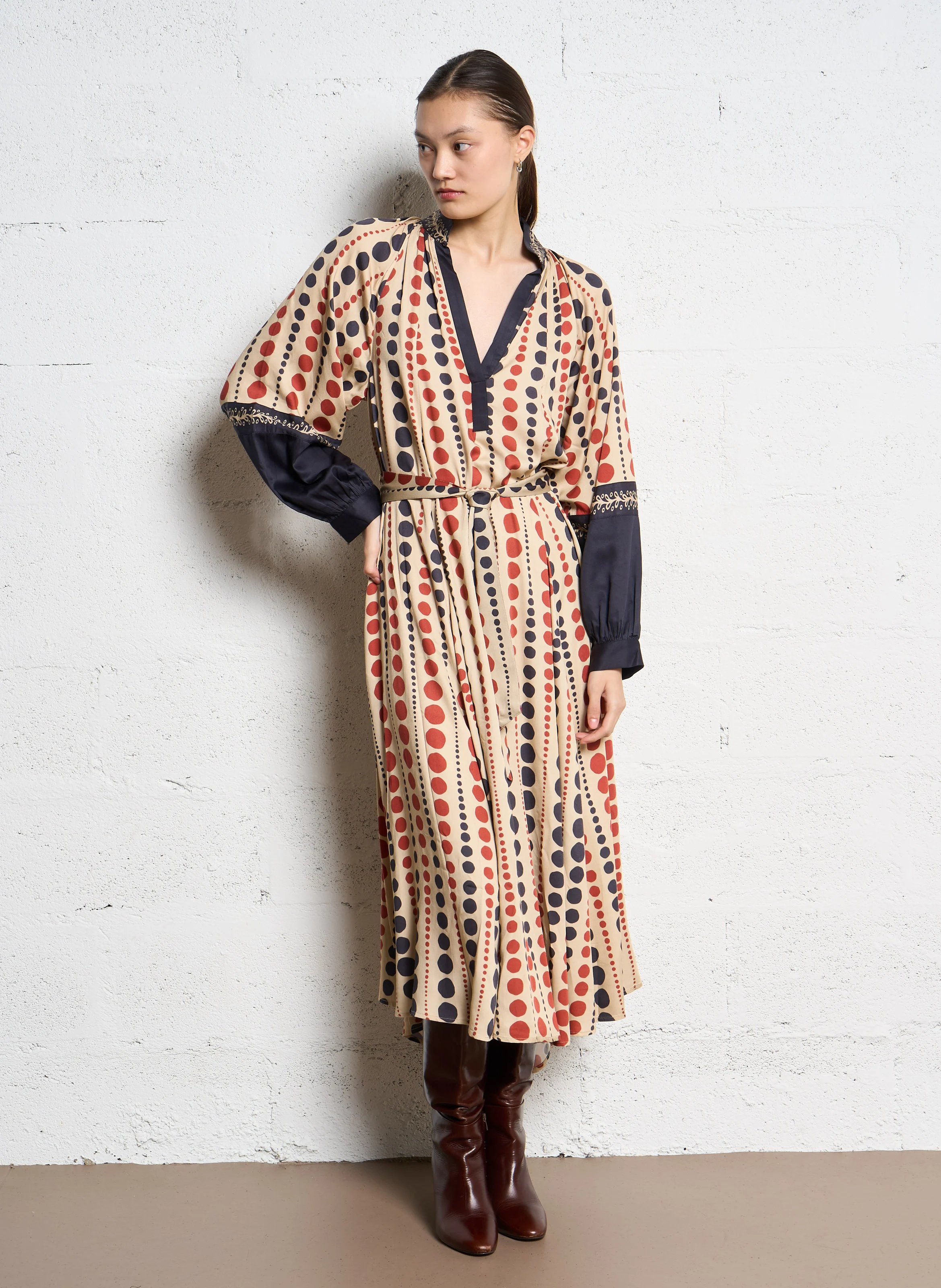 AURELIE - Robe longue imprimée à ceinture| Marron