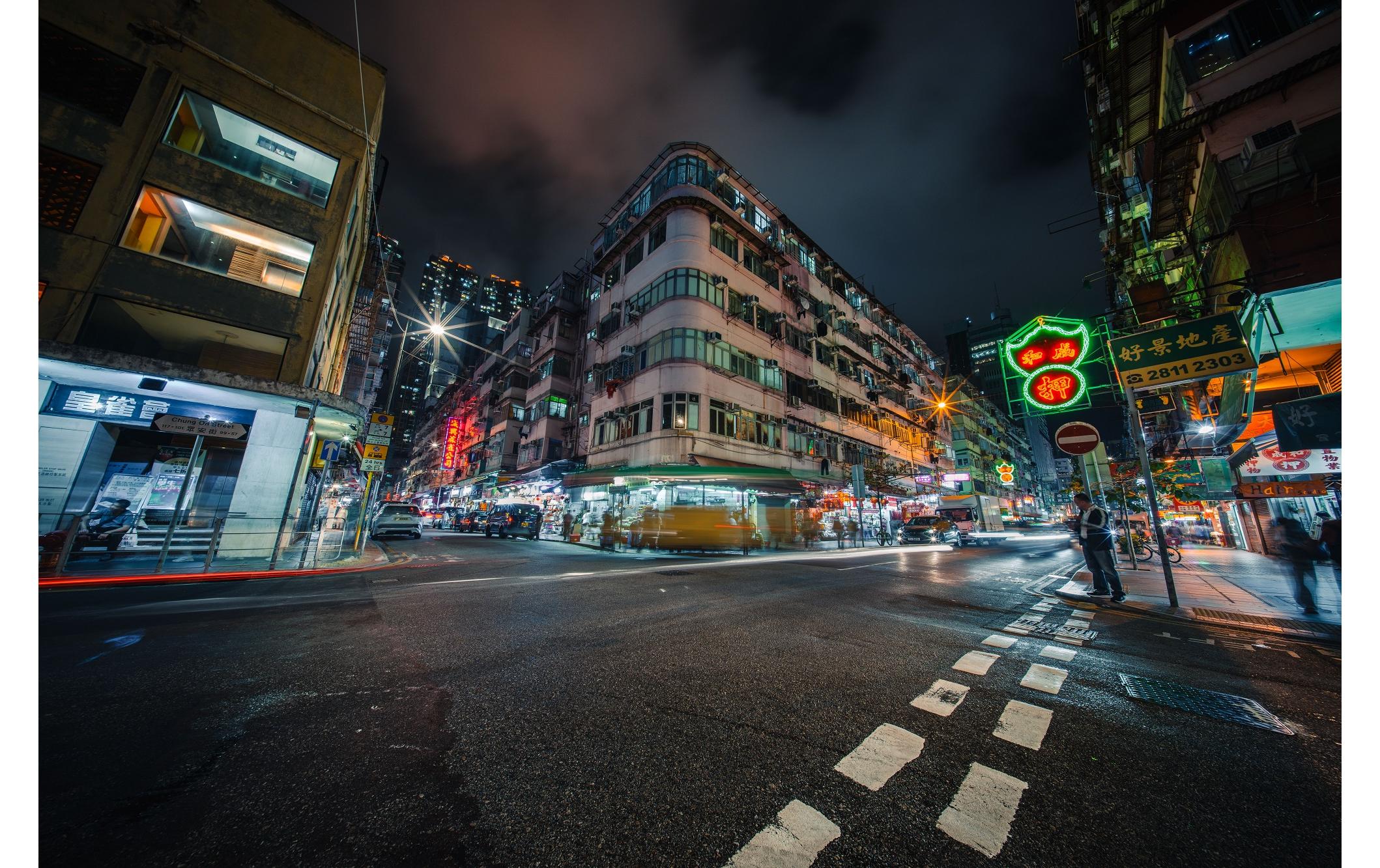 Festbrennweite 10mm F/2.8 Zero-D FF Auto – Sony E-Mount<br>Ultraweitwinkelobjektiv mit Autofokus