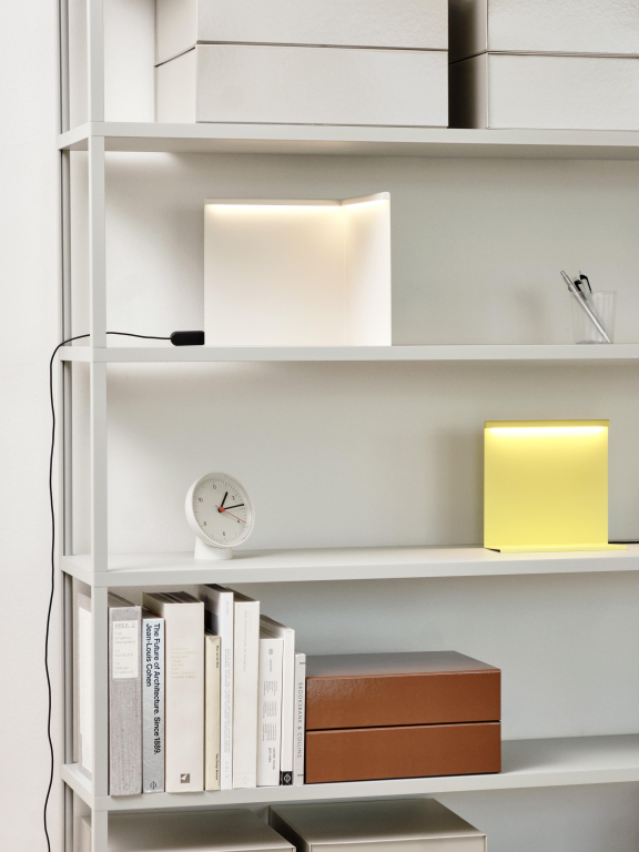 Hay Table Clock klok zwart