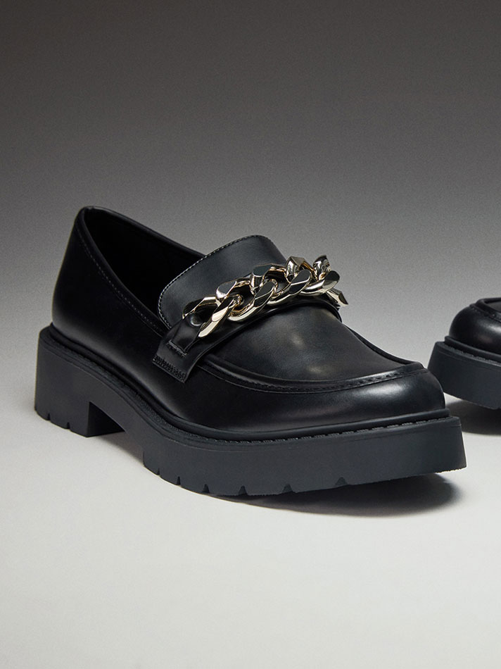 Mocassim plataforma com fivela - Preto