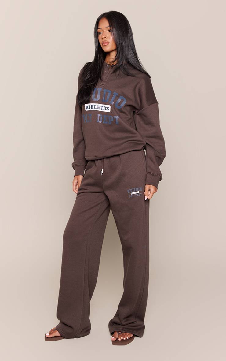 Chocolat Jogging Large À Imprimé Studio Athletics Coupe Tall