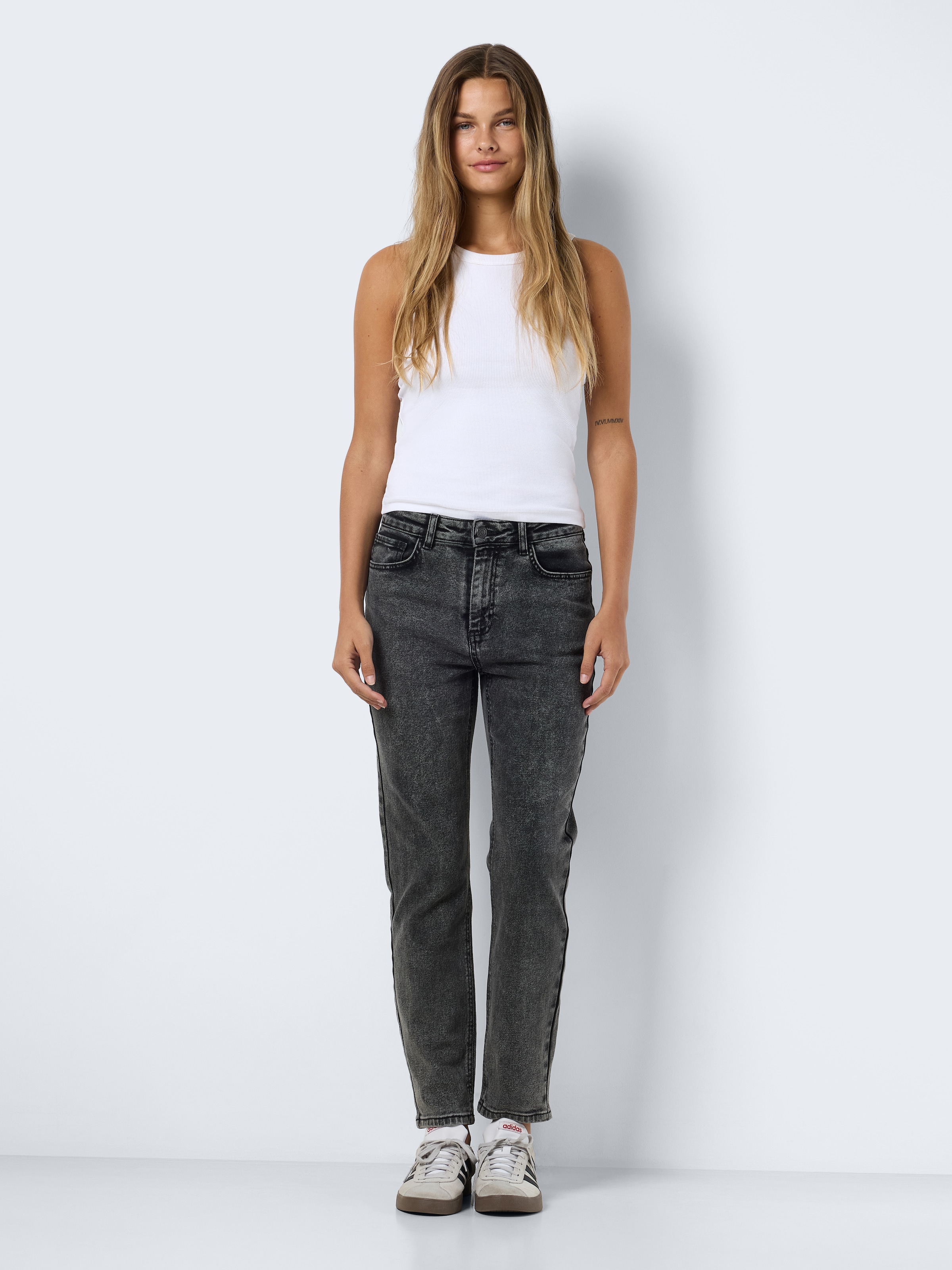 Noisy may High-waist-Jeans »NMMONI HW STRAIGHT ANK ACID AZ391DG NOOS«