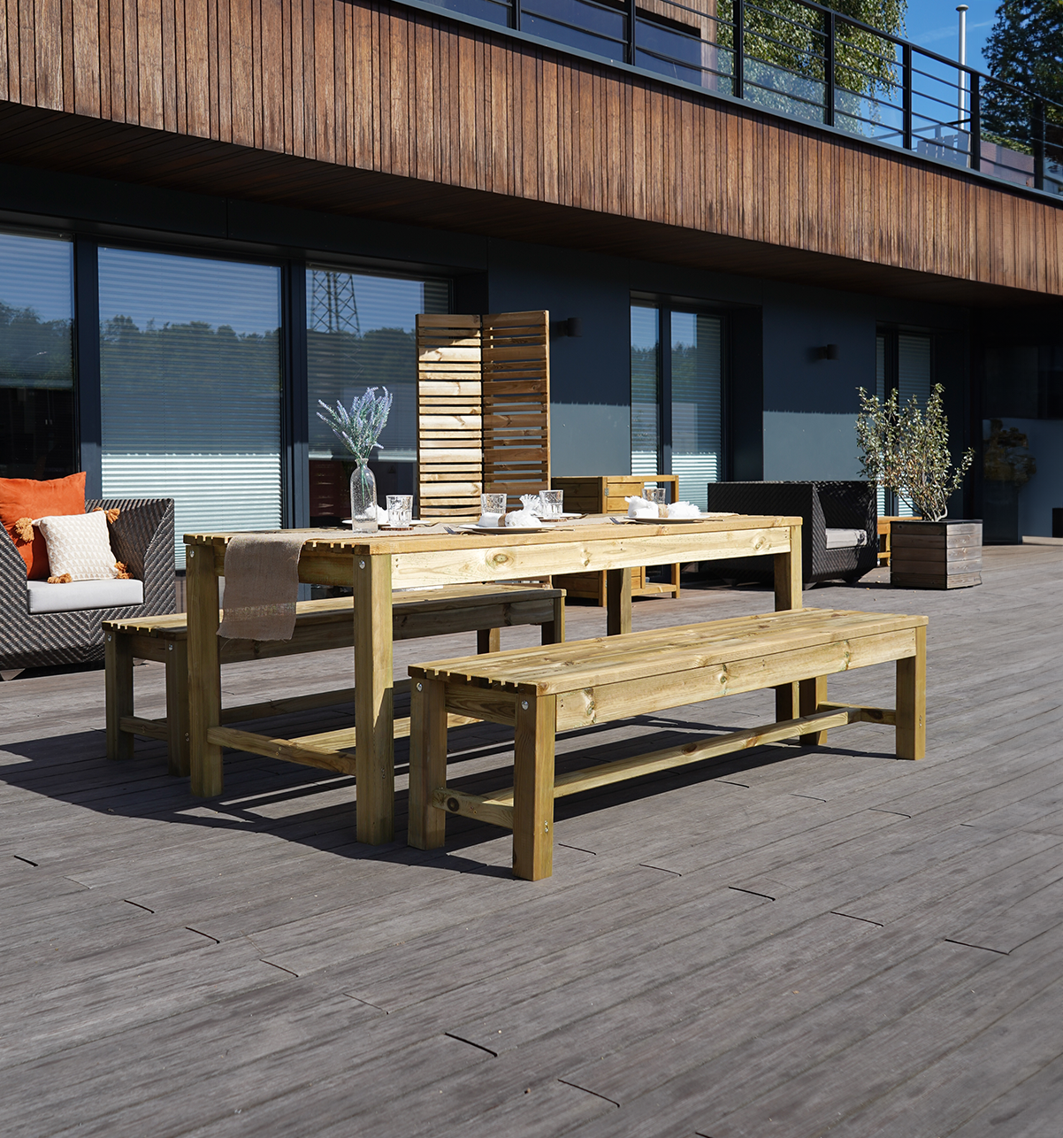 Set - 1 table 2 bancs oblik