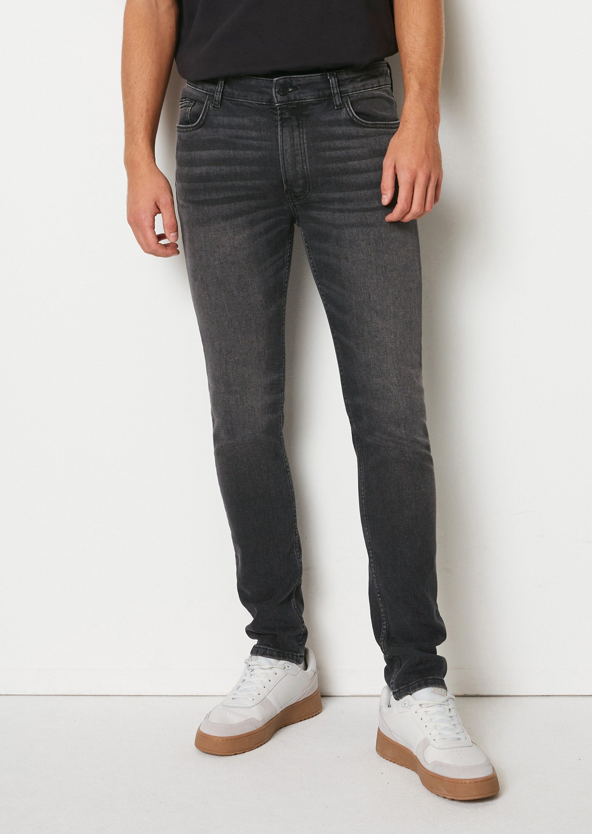 Jeans Modell ANDO SKINNY aus Bio-Baumwolle