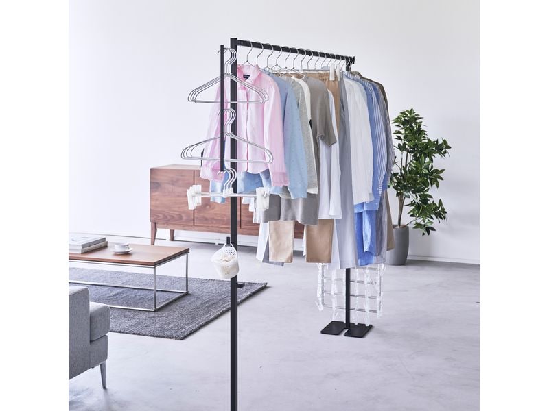 Yamazaki Garderobenständer Tower 160 x 175 cm, Schwarz Zusammenklappbarer Wäsche- & Kleiderständer