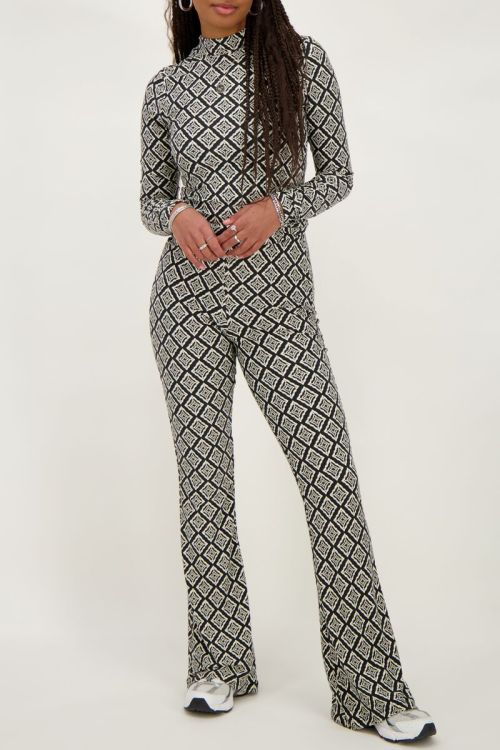 Zwarte top met col en ikat print