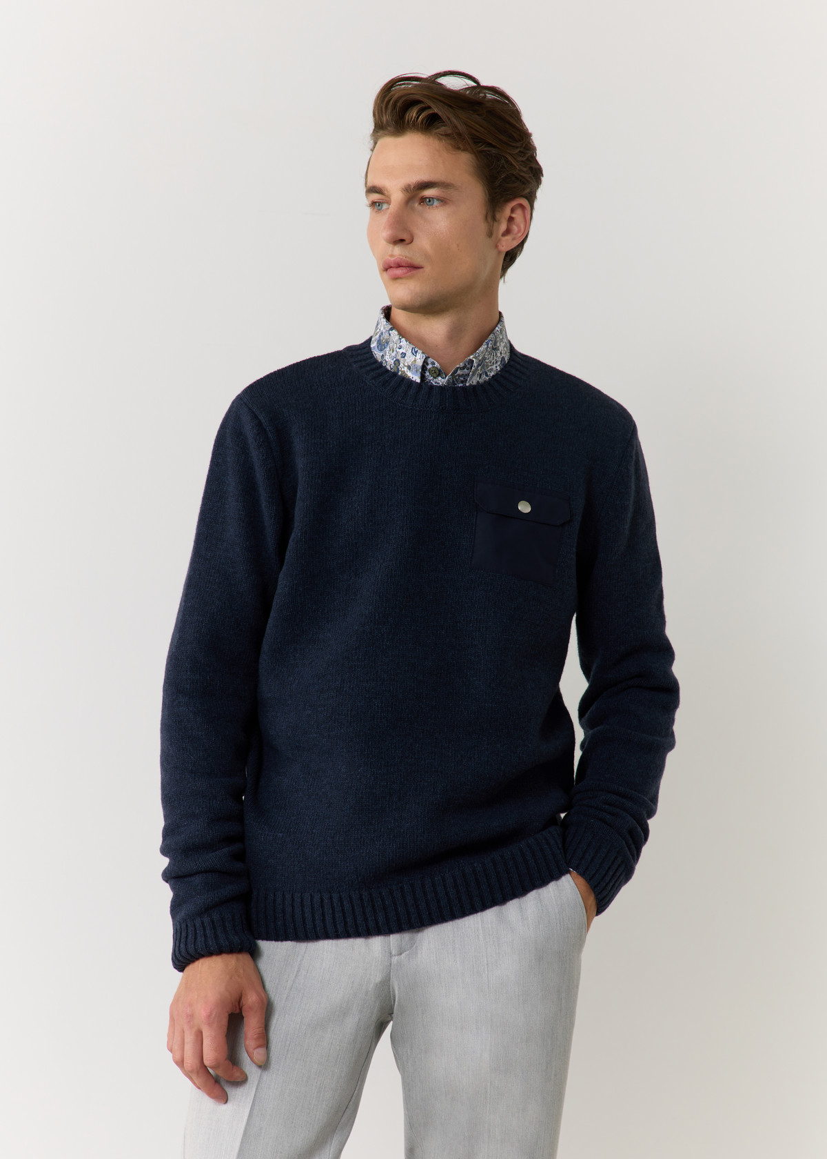 Pull col rond en laine mélangée unie bleu jeans