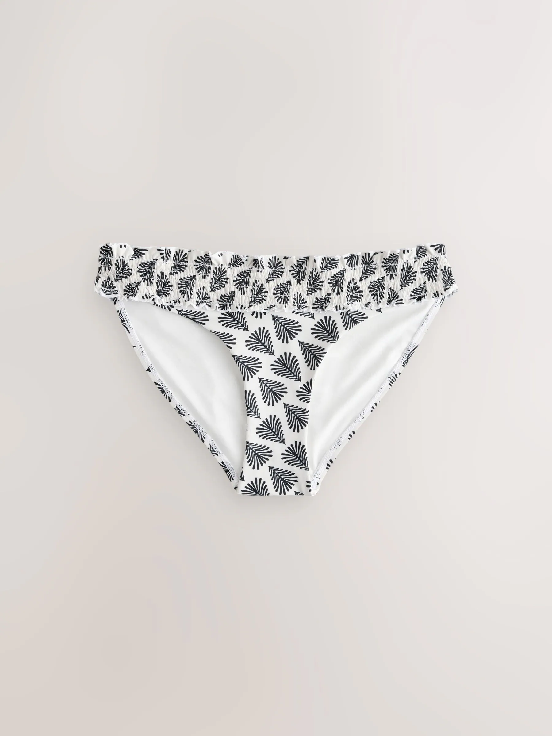 Crème/Zwart Waaierprint - Gerimpelde bikinislip met hoge taille