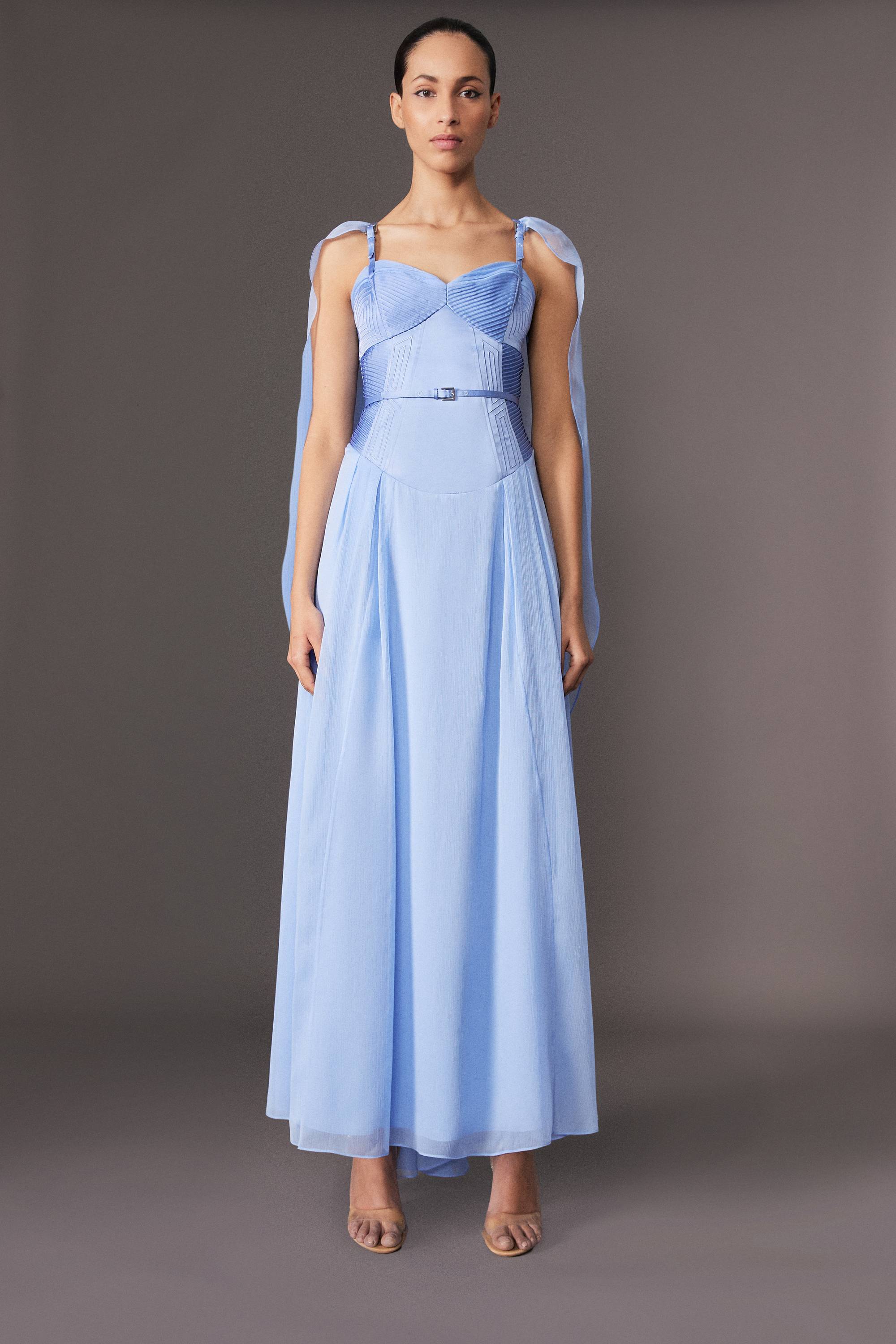 KarenMillen Archive Collection - Robe maxi tissée cape en géorgette avec détail corset haut