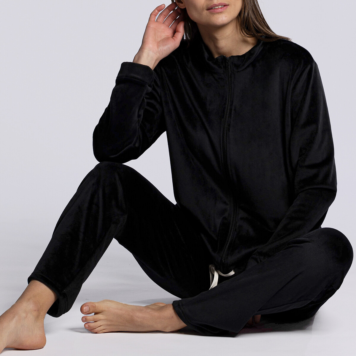 TECCIA<br>Pijama de veludo One