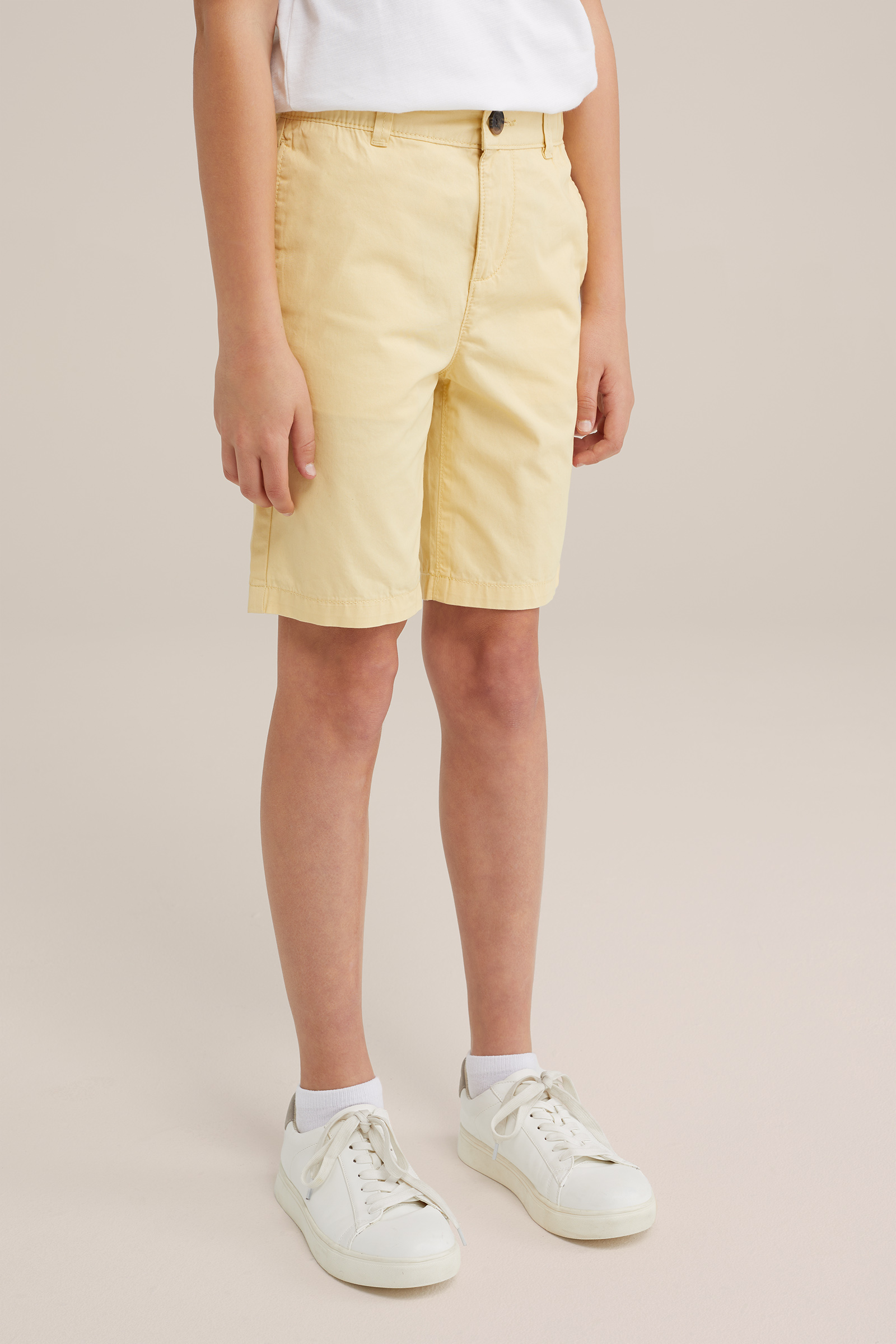 Jongens regular fit chinoshort WE Fashion Lichtgeel
