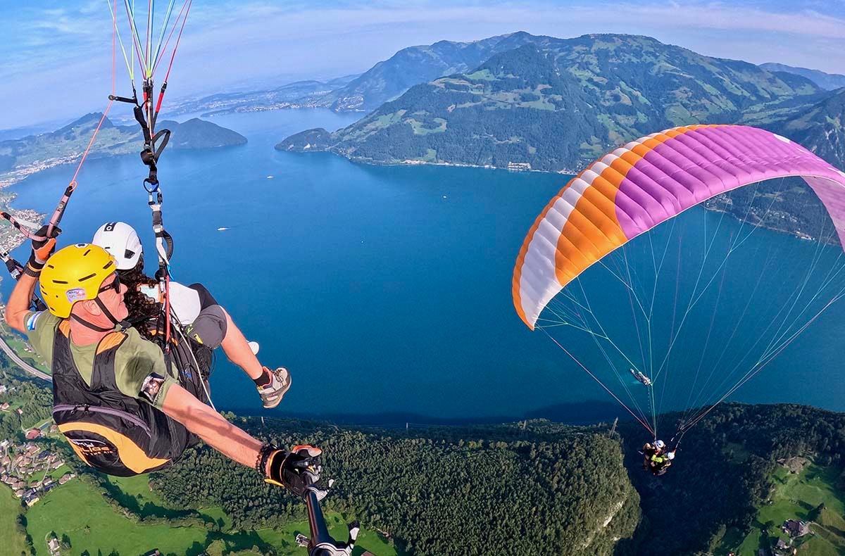 Ein Tandemflug über den Vierwaldstätter See - das perfekte Geschenk
