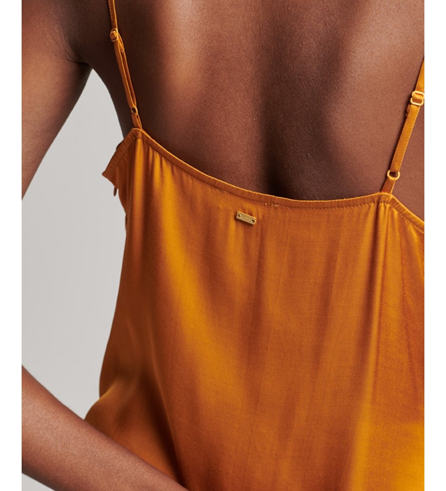 Vestido midi amarelo de cetim com alças da Superdry