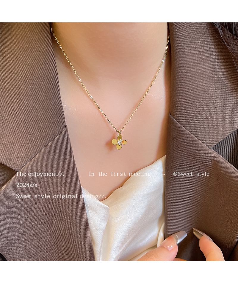 LIVSIA - CZ Bloemenketting