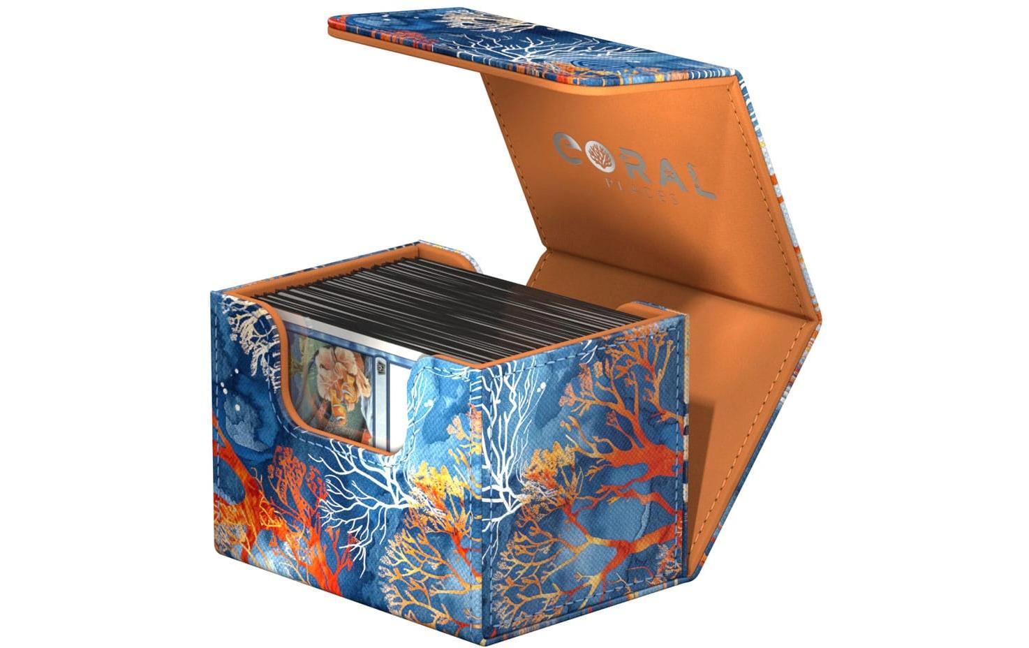 Kartenbox Sidewinder 100+ 2025 Exclusive Fiery ReefZur Aufbewahrung von Sammelkarten in Standardgrösse
