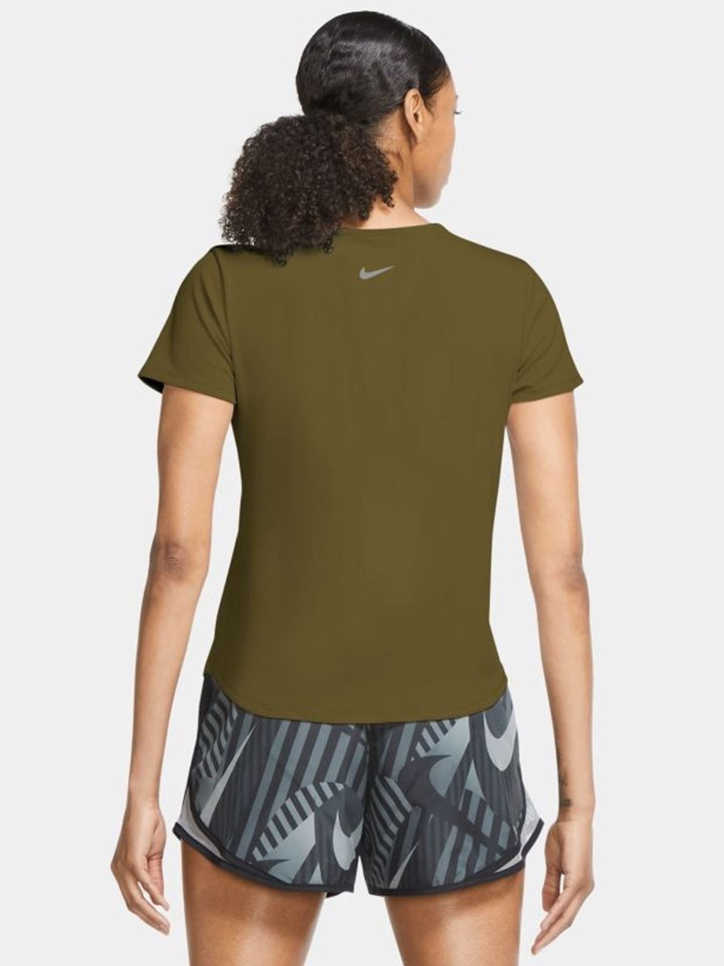 Swoosh Run Tee