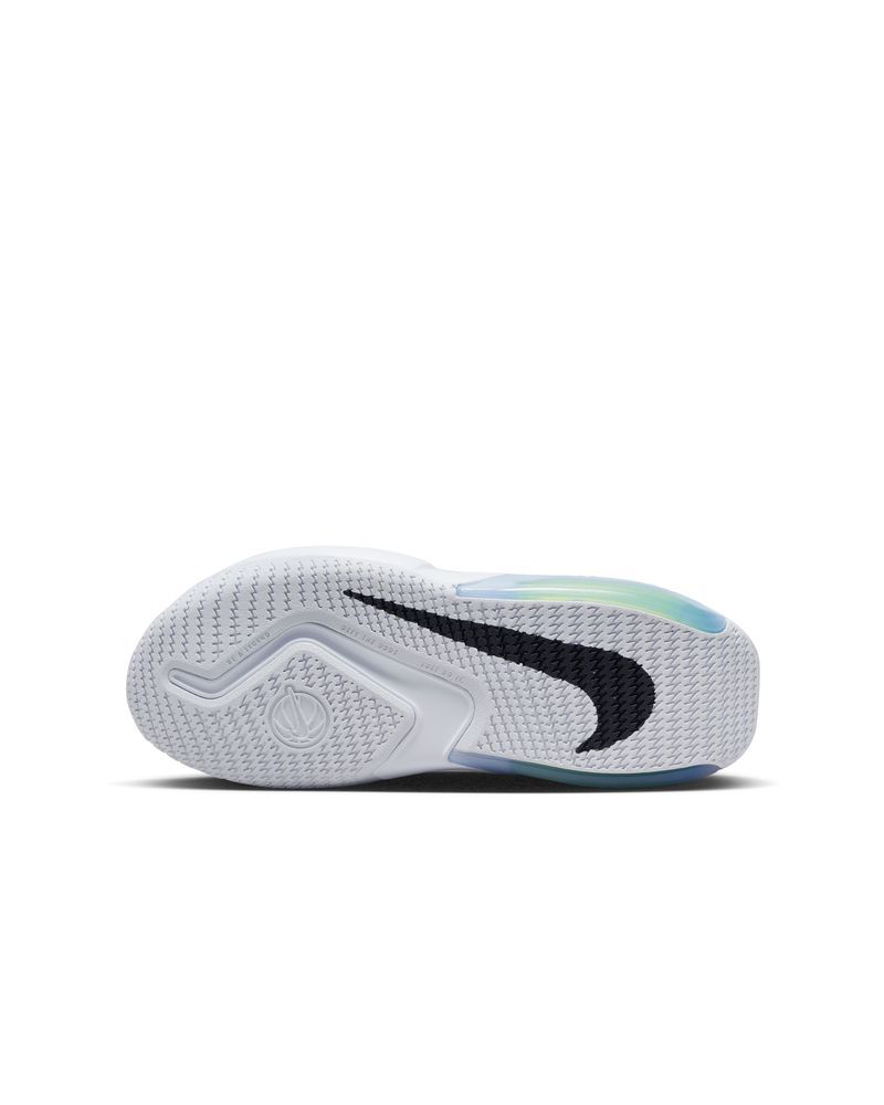 Chaussures de basket Nike Crossover Noir & Blanc pour enfant