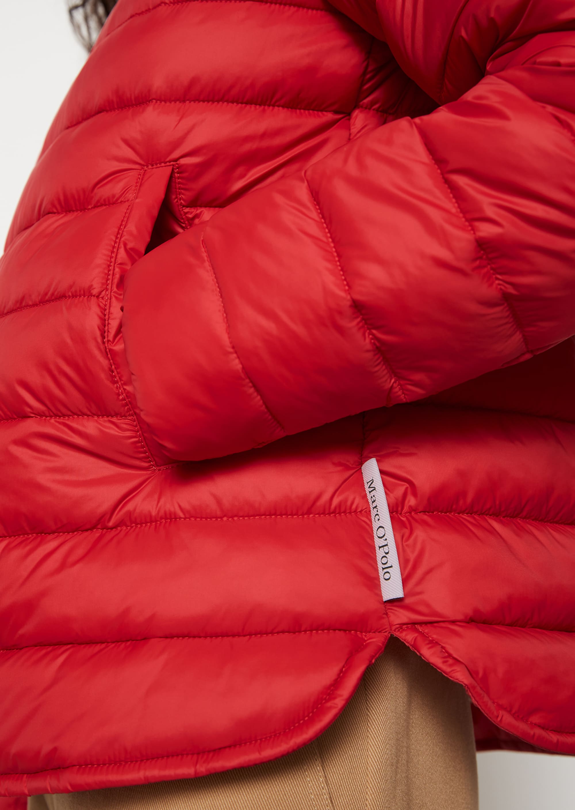 Steppjacke fittedmit wasserabweisender Oberfläche