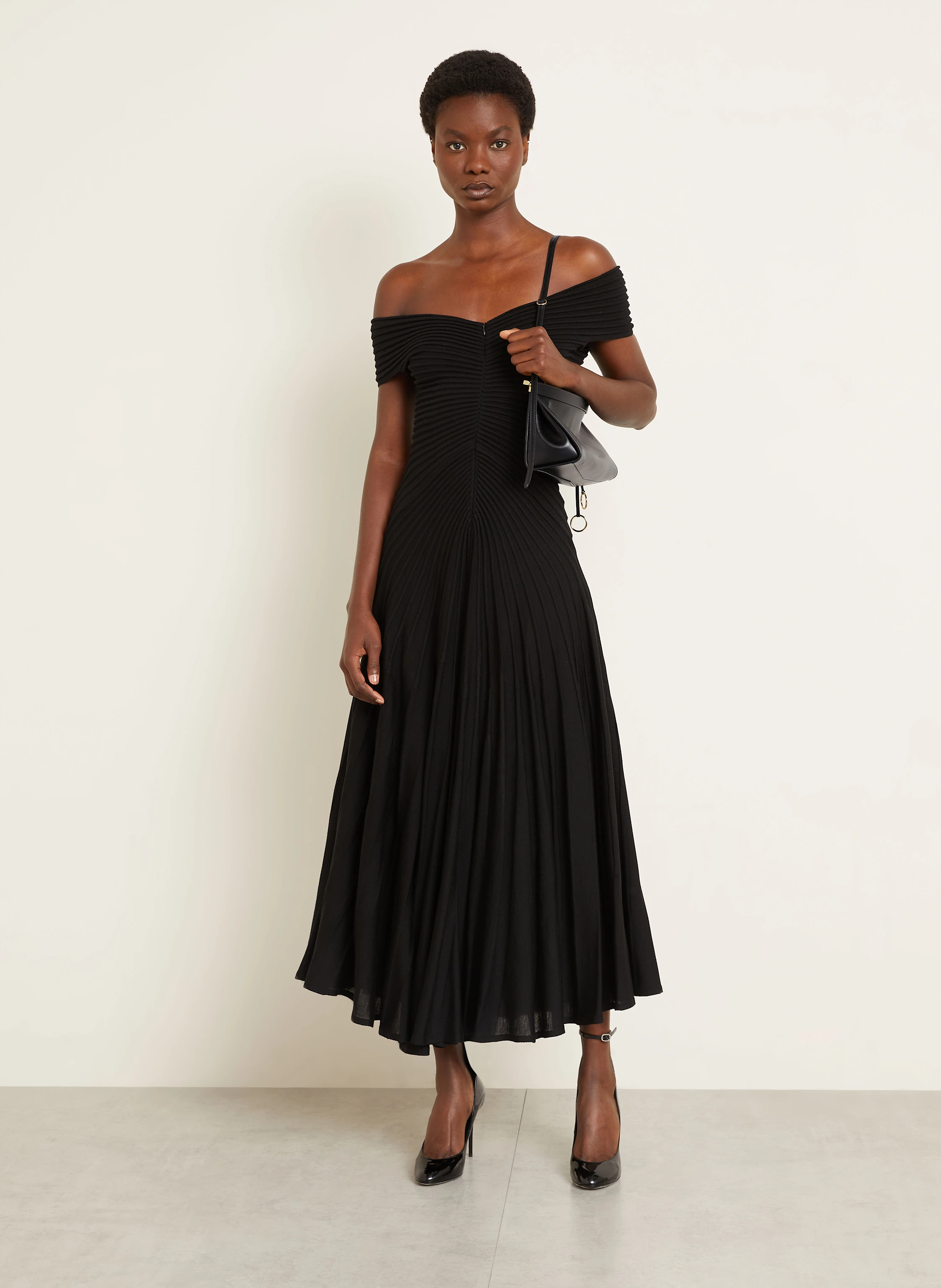 ALAÏA Schultertasche EAST WEST MEDIUM
