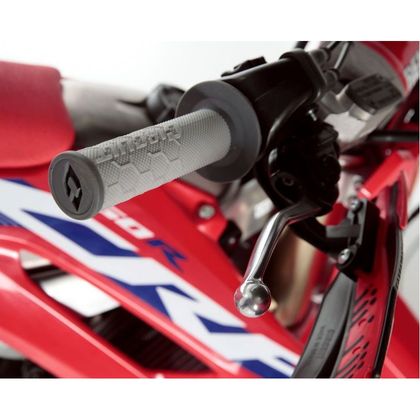 Poignées de guidon Circuit Equipement KIRA LOCK ON Universel - Gris