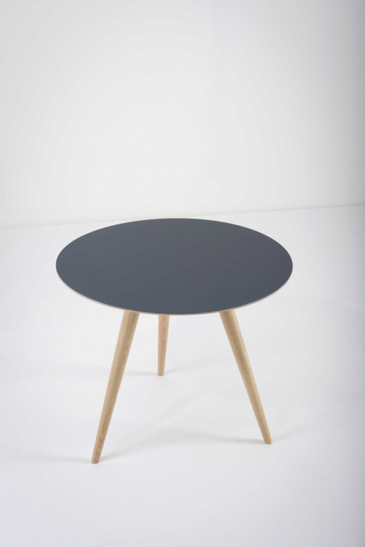 Gazzda Arp bijzettafel 55 Smokey Blue