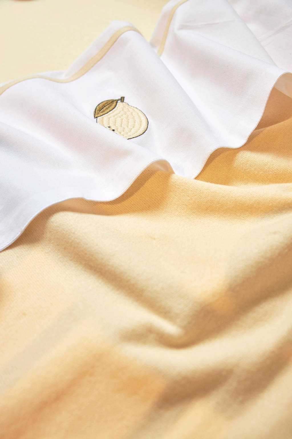 baby wiegdeken Knit basic 75x100 cm soft yellow