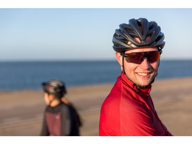 Giro Syntax MIPS Racefiets Helm