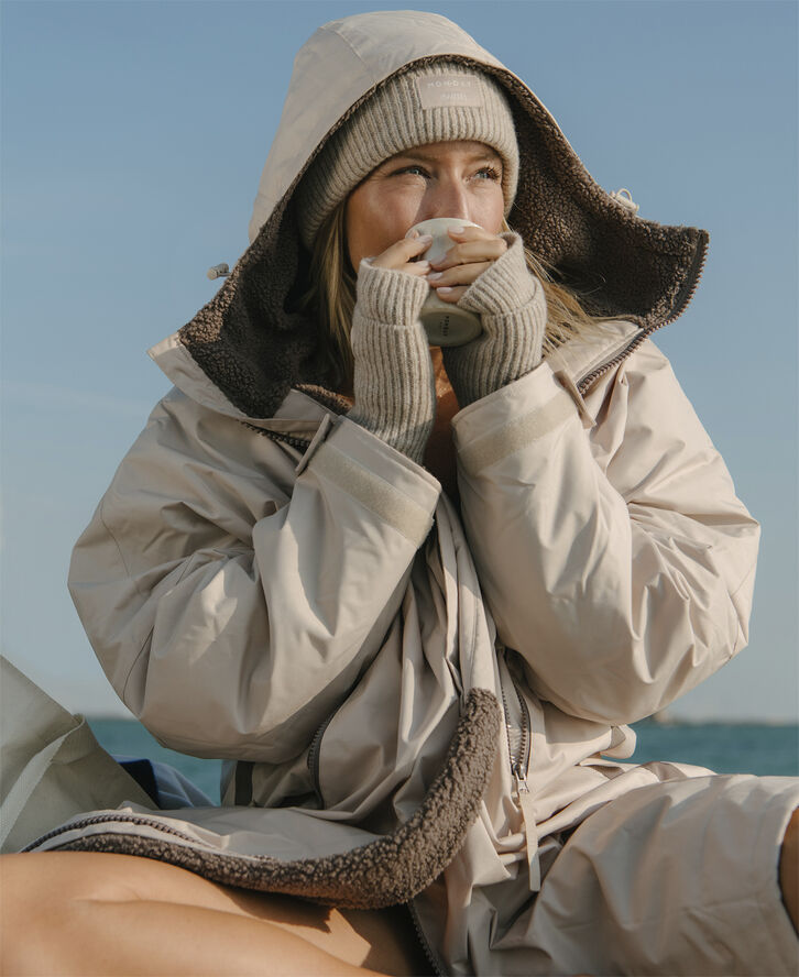 Cartel Copenhagen Cartel x Monday Bliss Winterswim Changing Robe - Sand Sand
