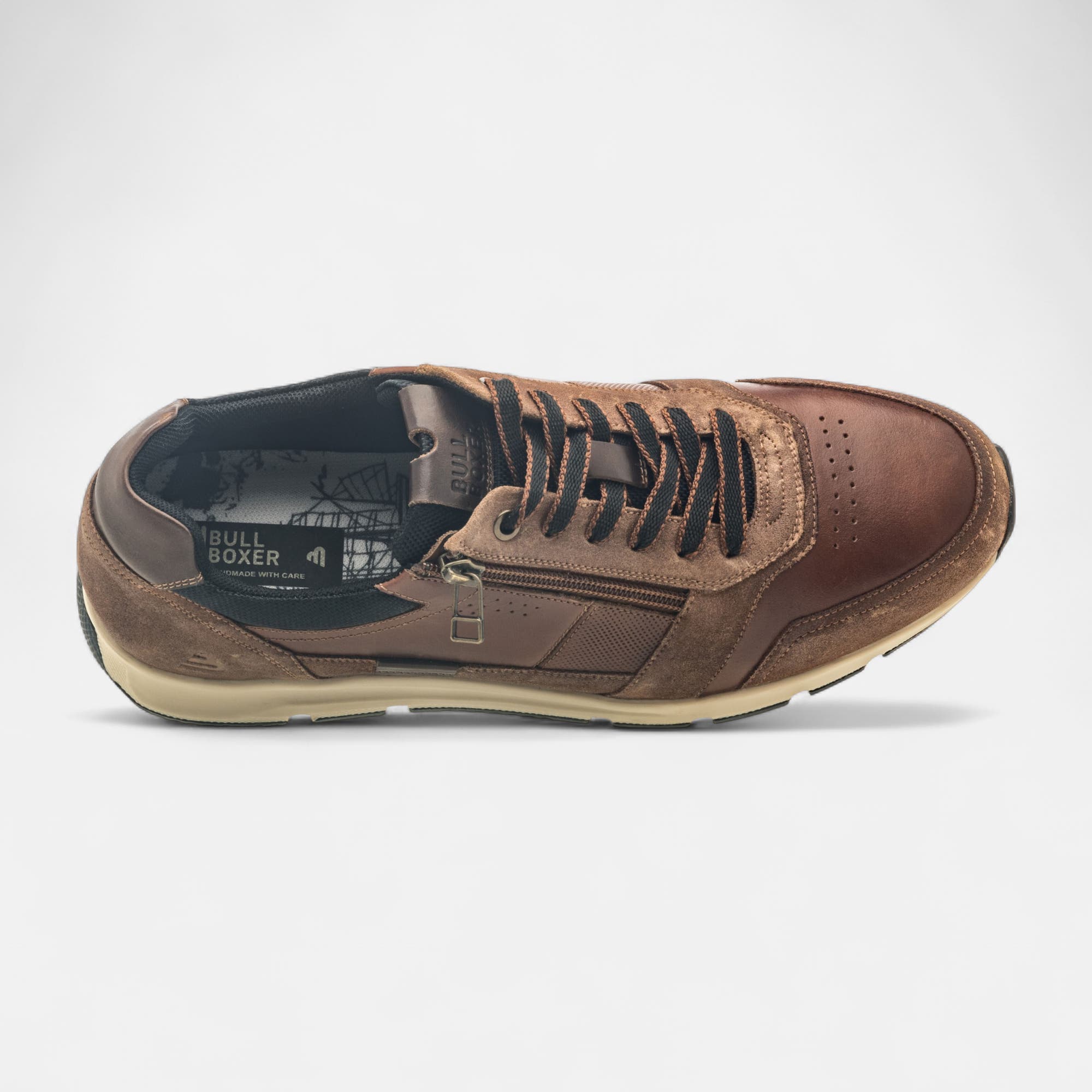Baskets basses Homme en cuir cognac