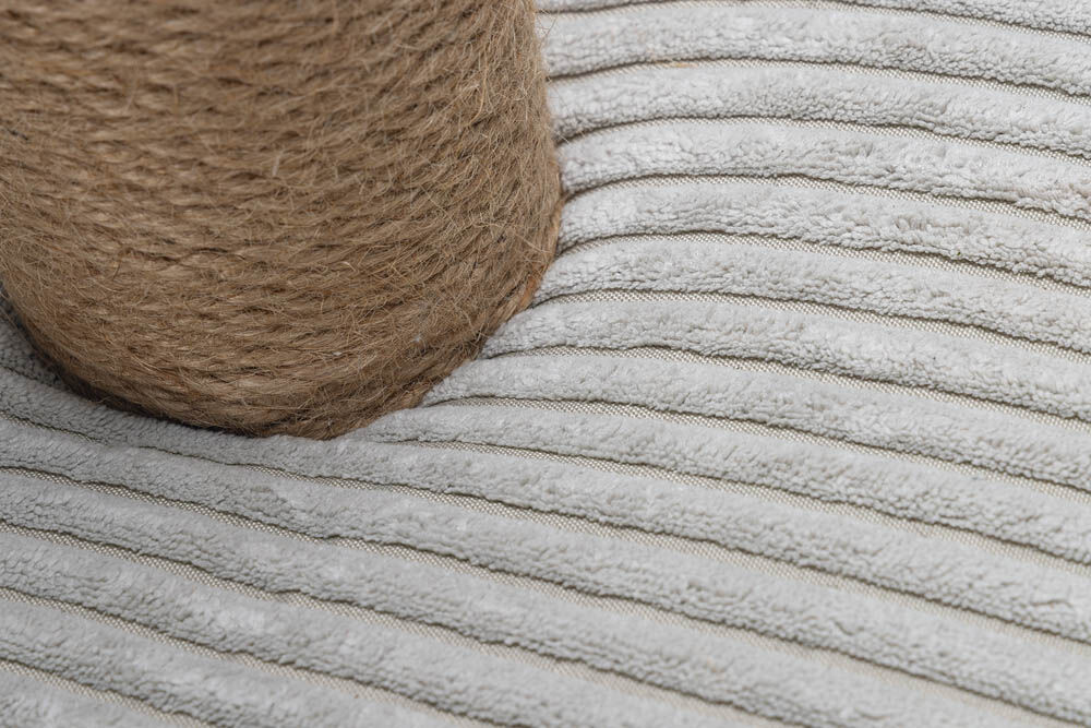 Designed by Lotte Ribbed - Krabpaal - Lichtgrijs - 41x41x70 cm