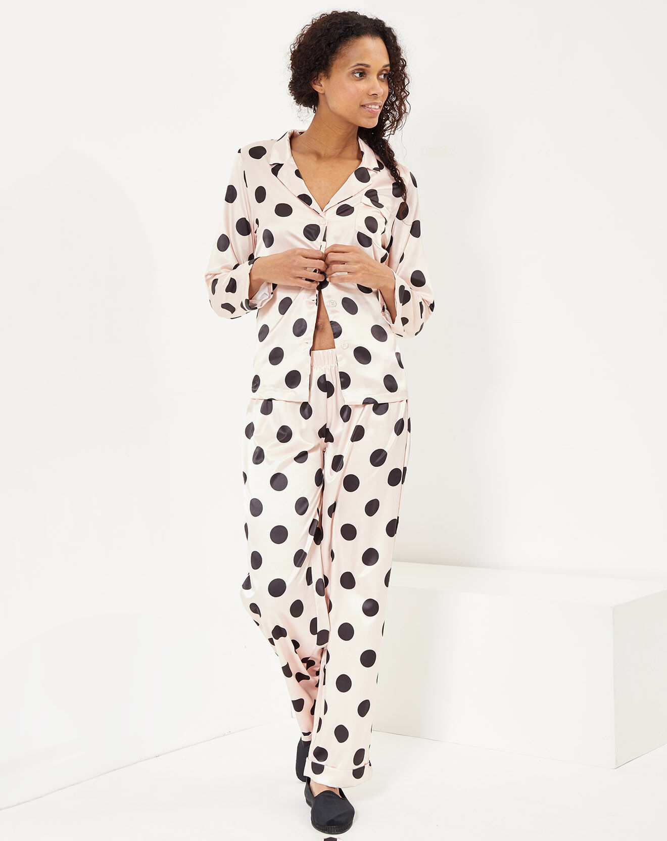 Quartier Latin Pyjama satiné Emile à pois rose/noir