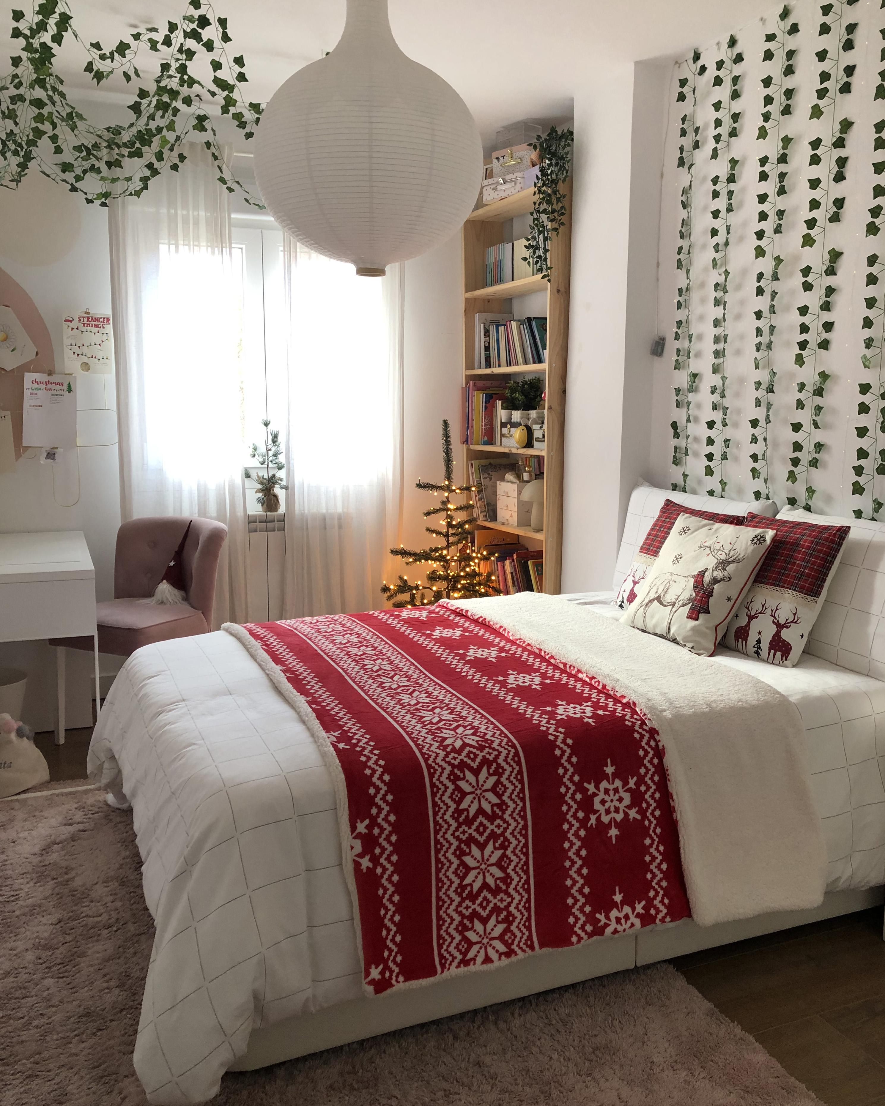 Set van 2 sierkussens ROBBIE 45 x 45 cm Rood kerstmotief