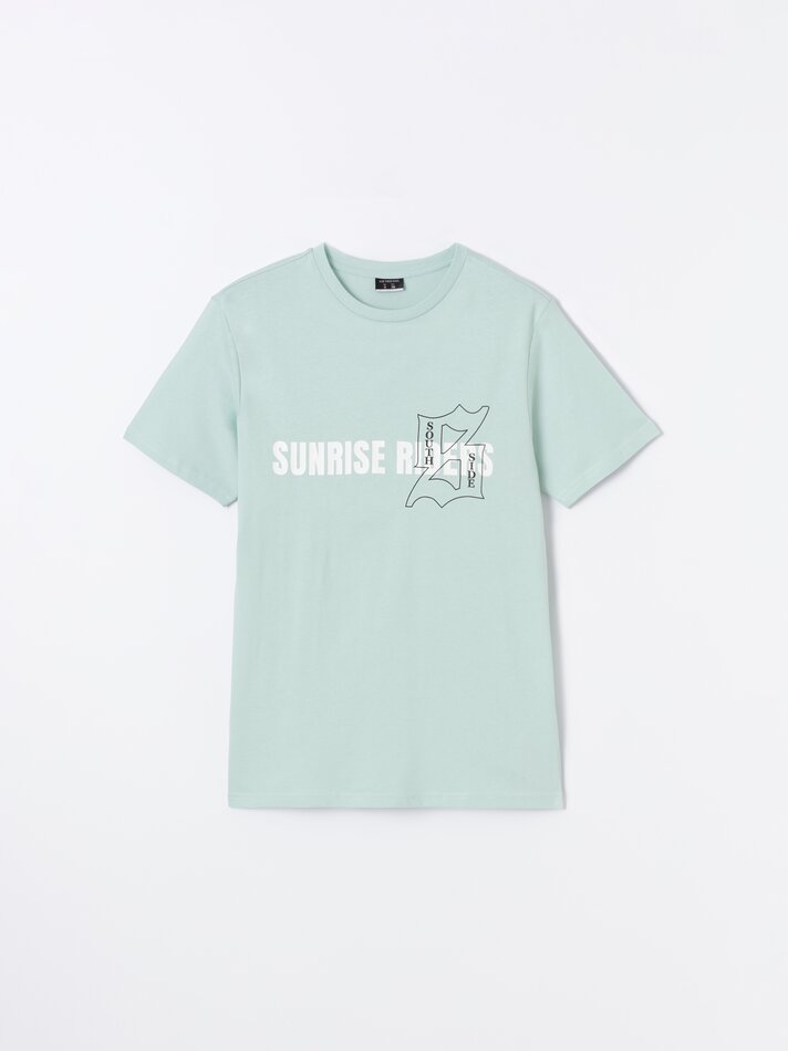 Pacote com 4 camisetas estampadas - Pretas