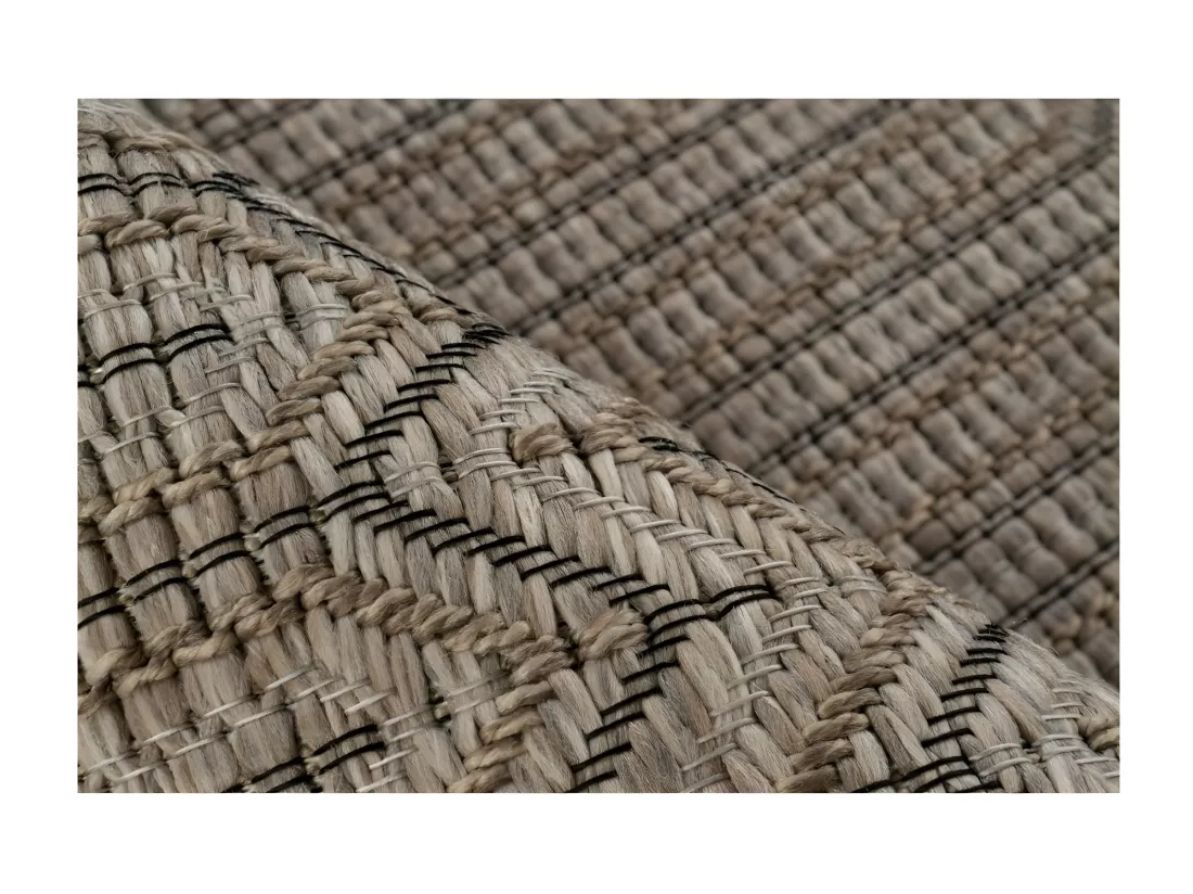 Tapis 230x160cm, design C103A coloris naturel - Confort et élégance pour votre intérieur