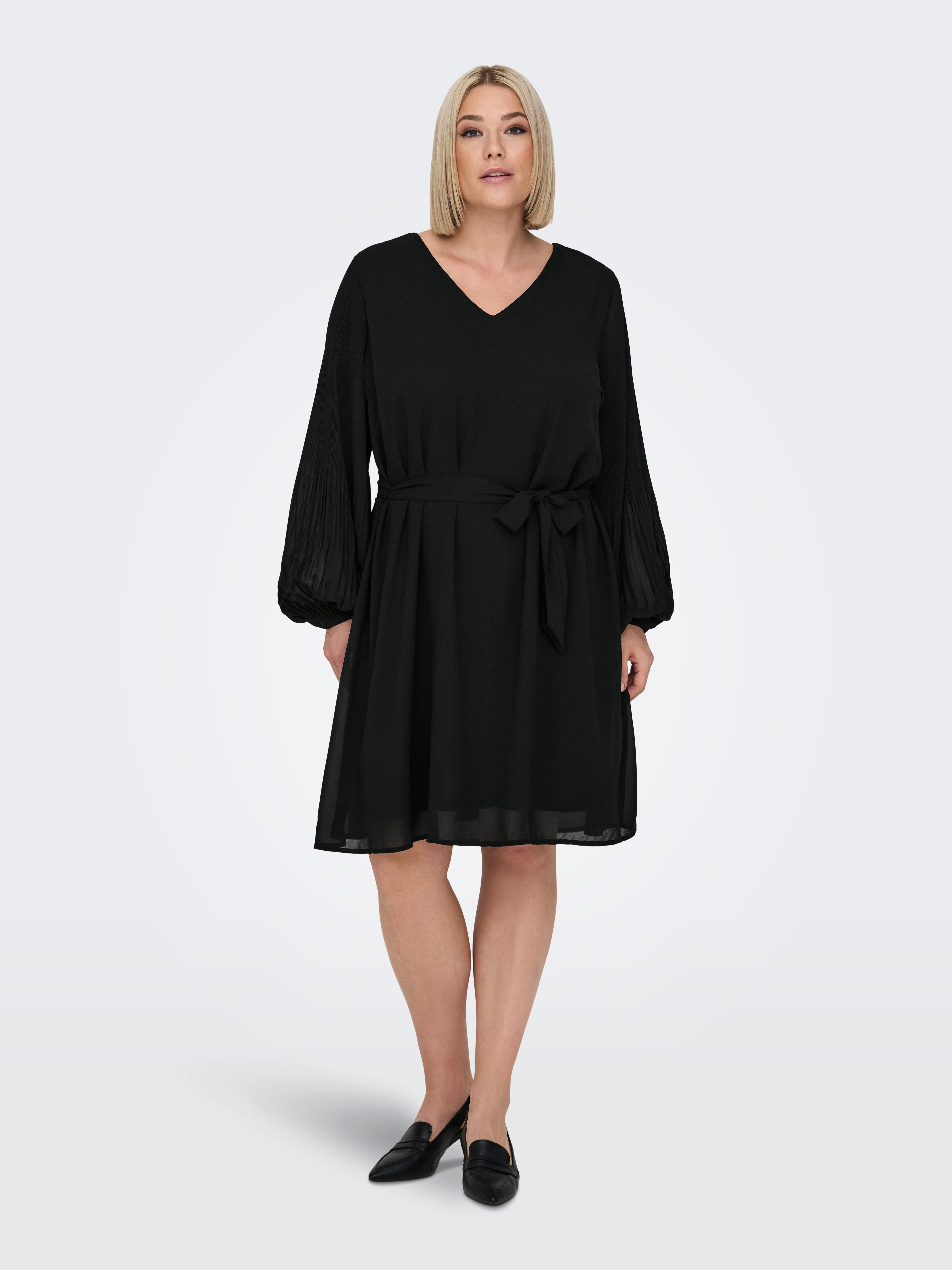 CARSTAR Kurzes Kleid Black