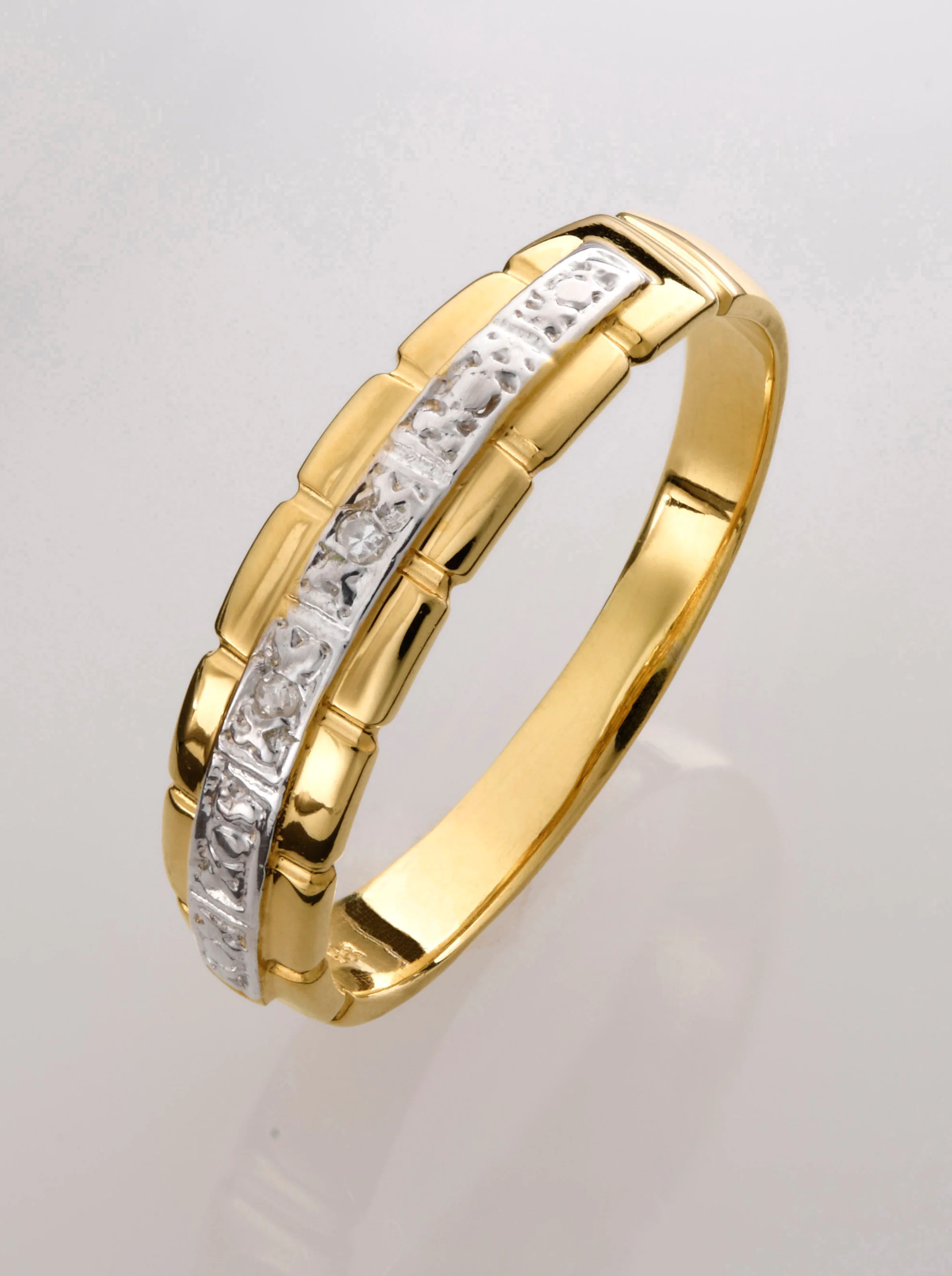 Ring in Gelbgold 375