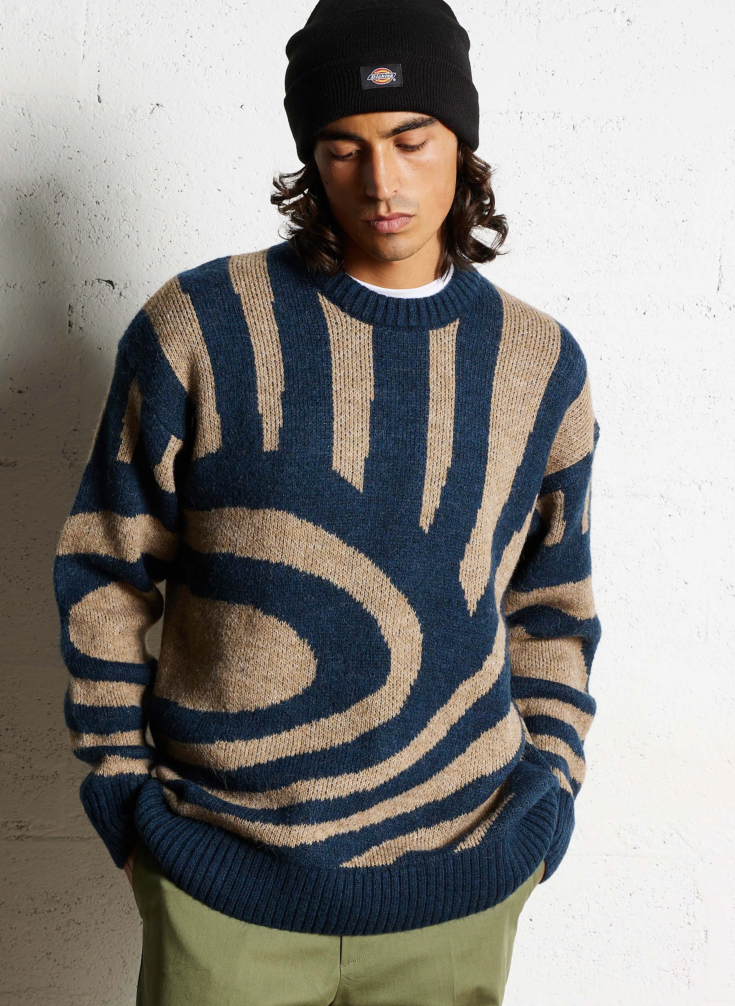 Pull ample col rond imprimé| Noir