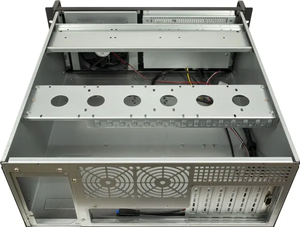 Inter-Tech IPC 4U-4460TFT - Rack-monterbar - udvidet ATX - ingen strømforsyning (ATX / PS/2) - USB