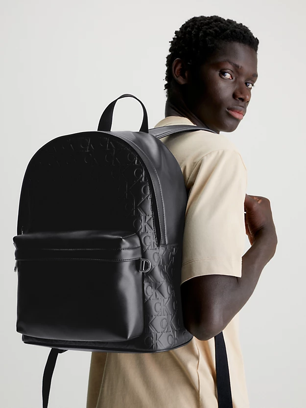 Mochila redonda com logotipo