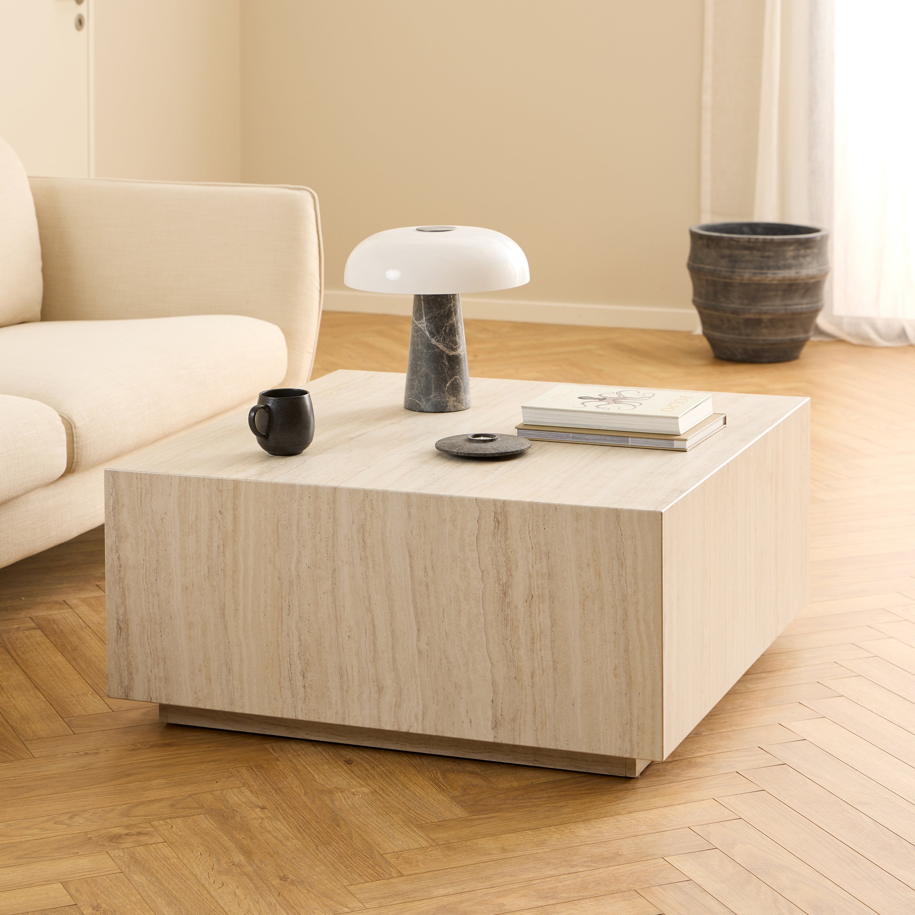 by fonQ Dice Salontafel - CrÃ¨me