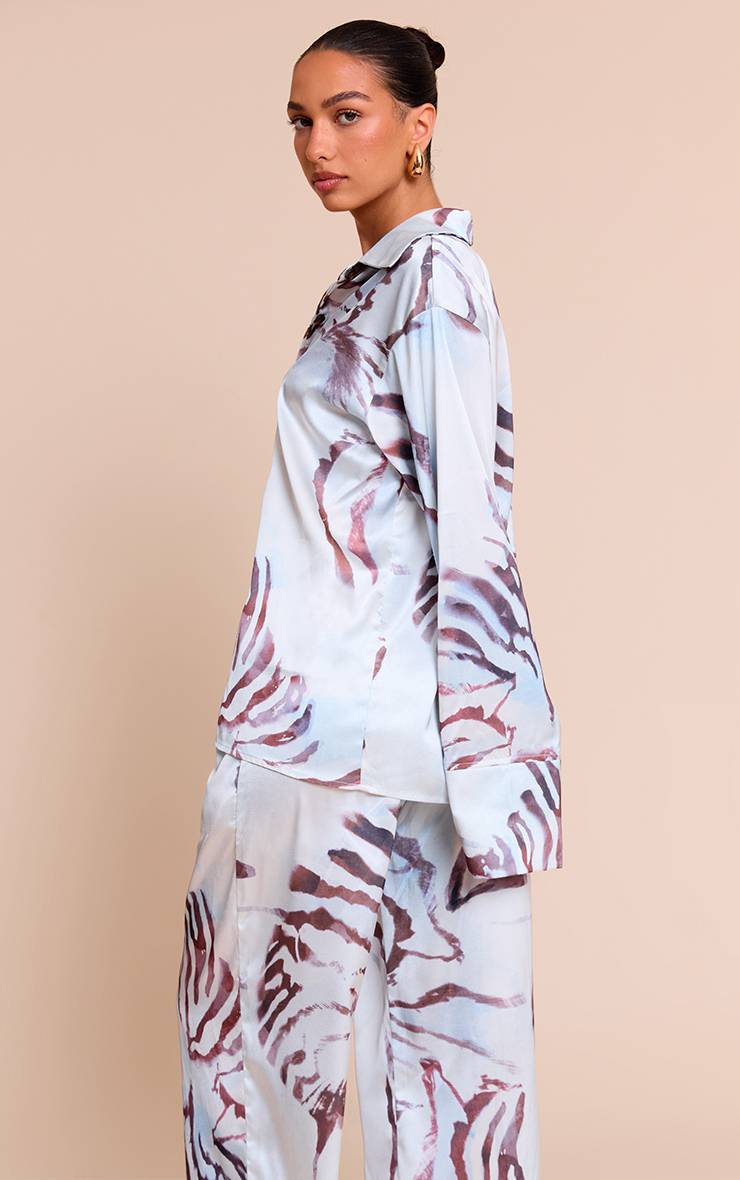 Blanc Chemise Surdimensionnée Satinée À Imprimé Avec Boutonnage