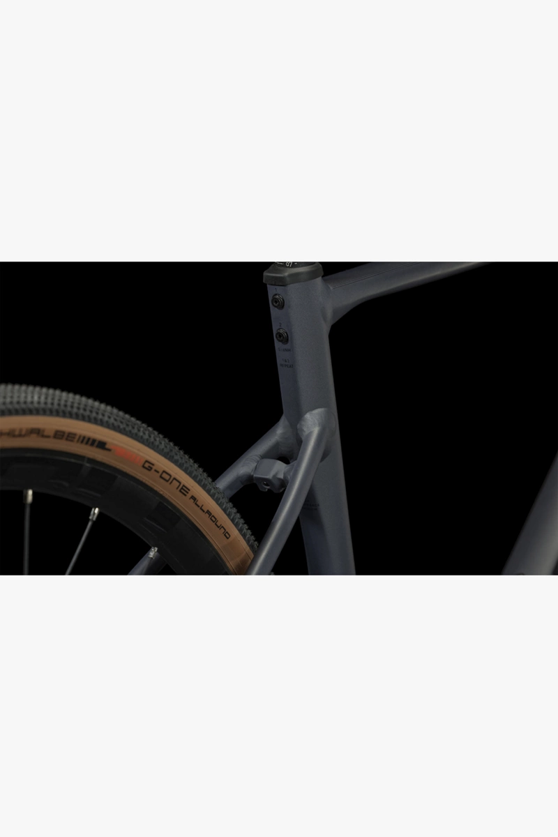 CUBE Nuroad Race 28 Gravel Bike 2024