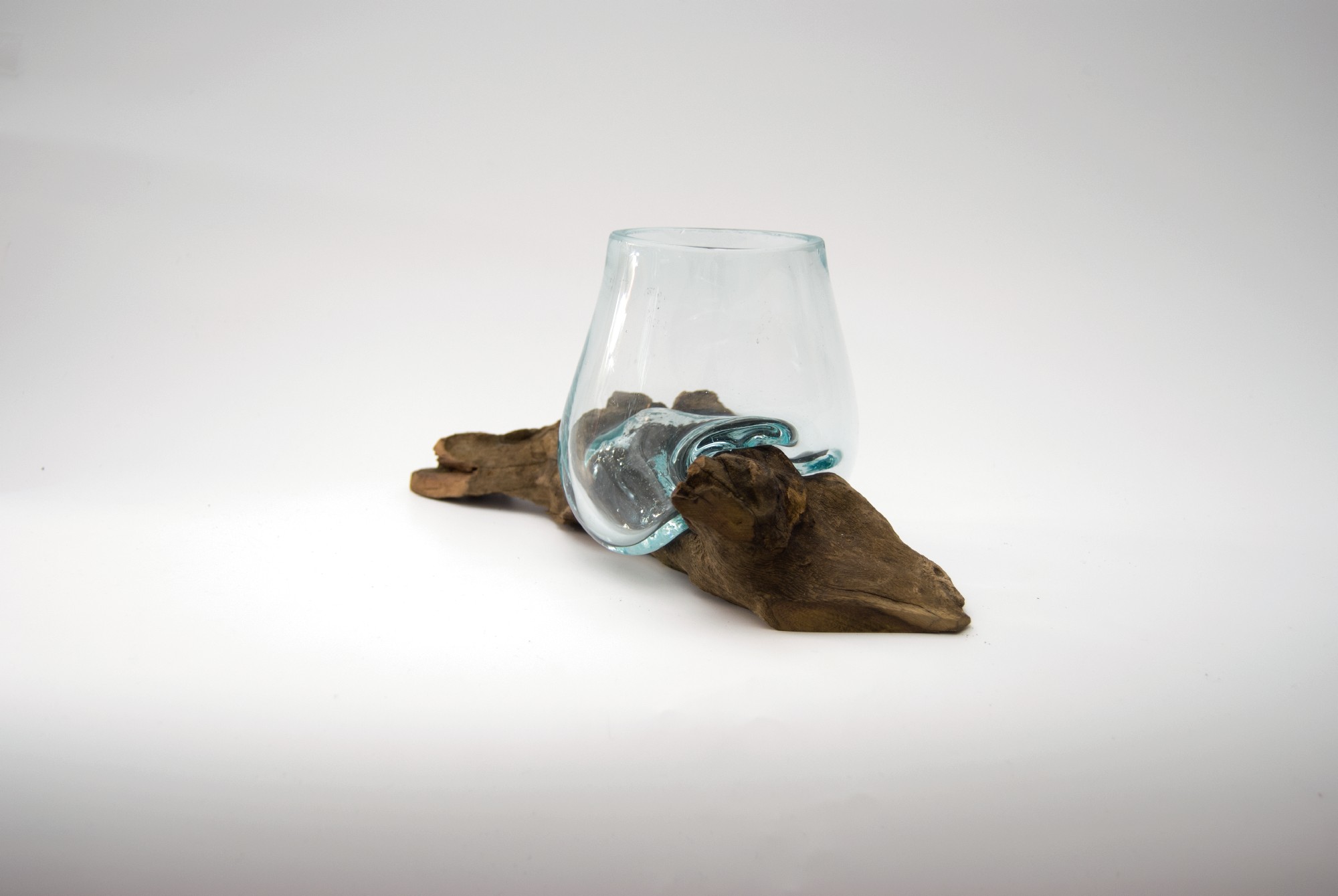 Glasvase aus Wurzelholz, B ca. 20 cm, H ca. 20 cm, T ca. 20 cm von fischer's lagerhaus