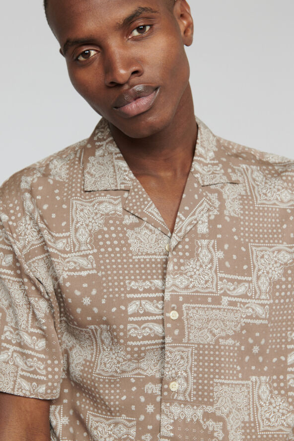 Matinique MAklampo Walnut