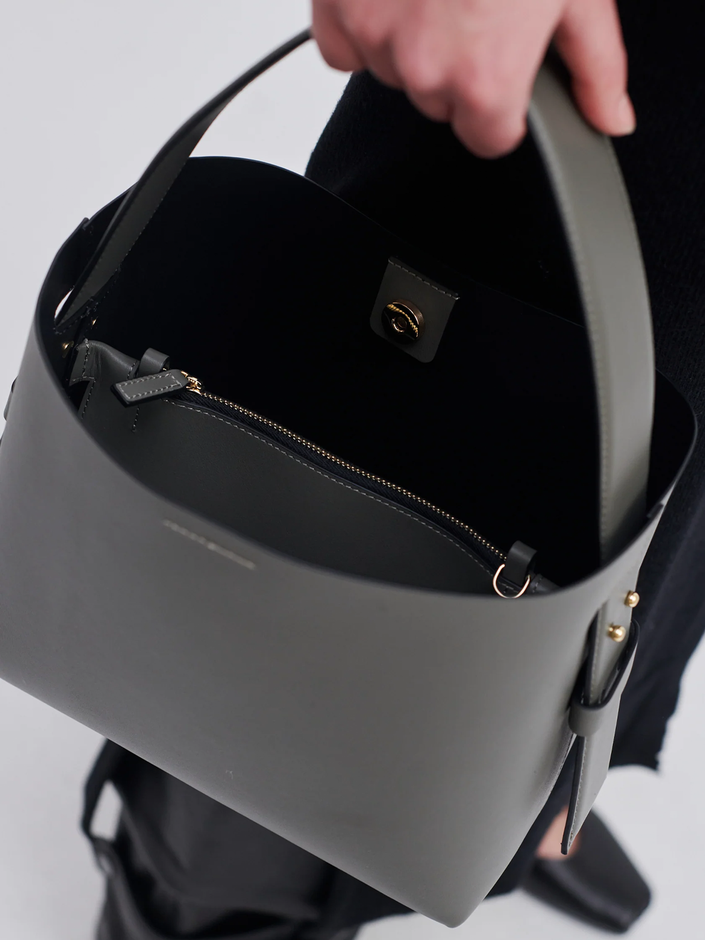 Leata Leather Bag