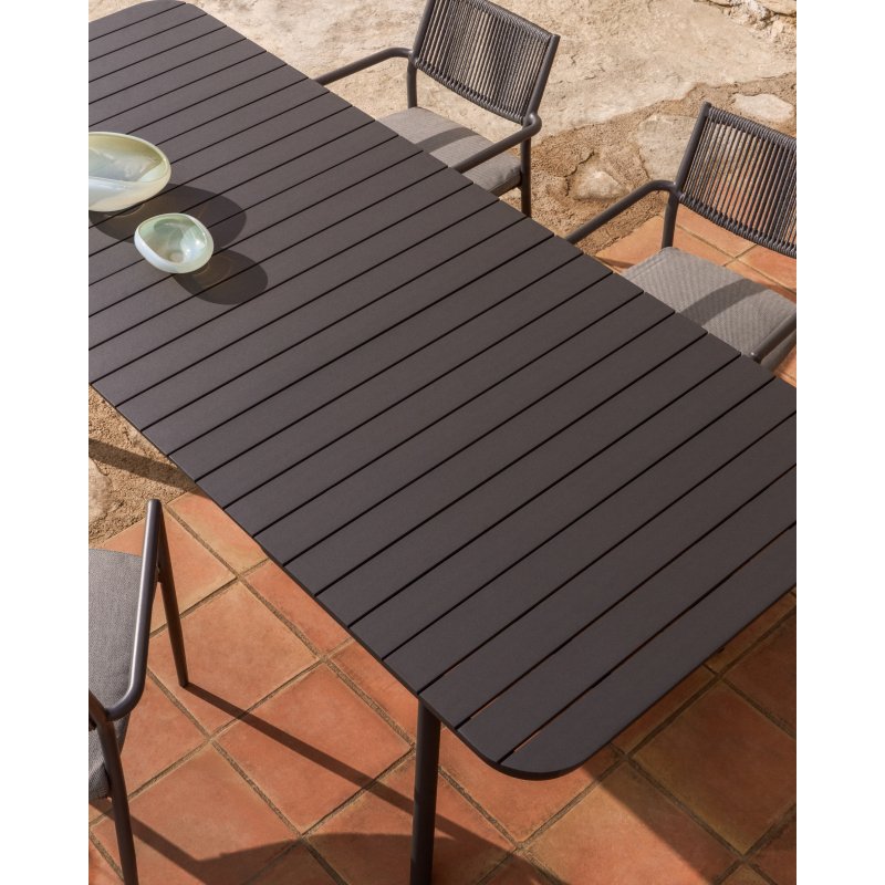 Table extensible d’extérieur Izola en aluminium avec finition graphite 220 (280) x 100 cm
