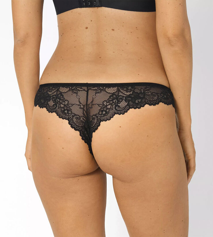 Triumph Tempting Lace Brazilian String Black