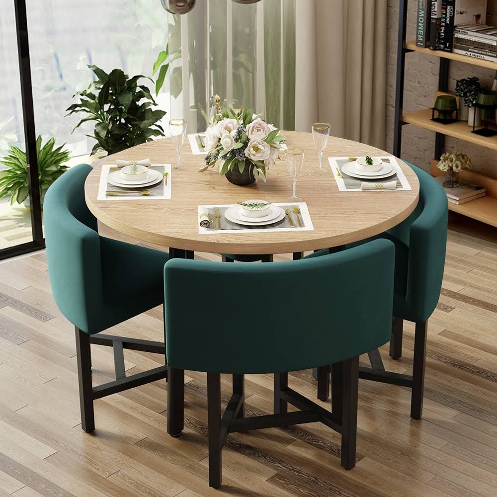 Esstisch-Set aus Holz